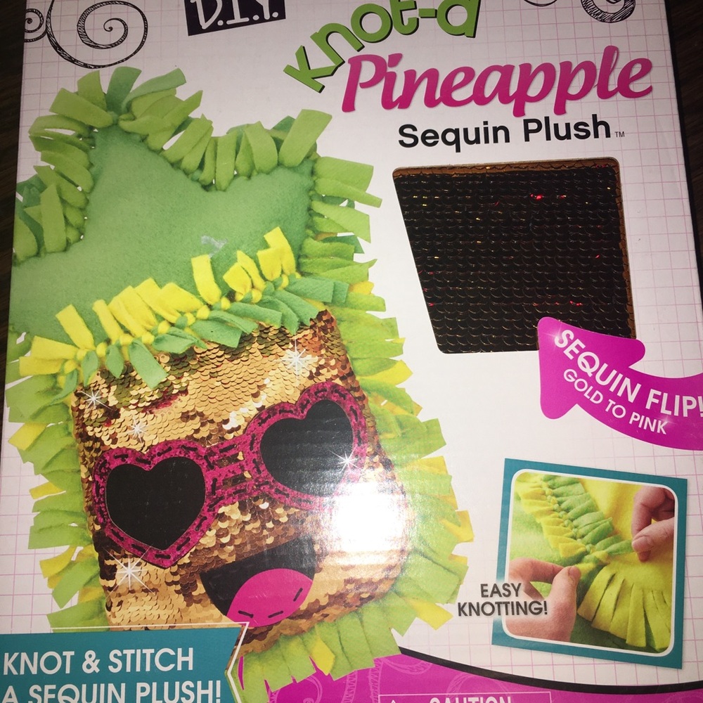 Pineapple plush diy